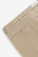 Hosen Yan Simmon Regular YAN-SIMMON-T503-CAJU-BEIGE