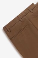 Hosen Yan Simmon Regular YAN-SIMMON-T503-CAJU-MORO